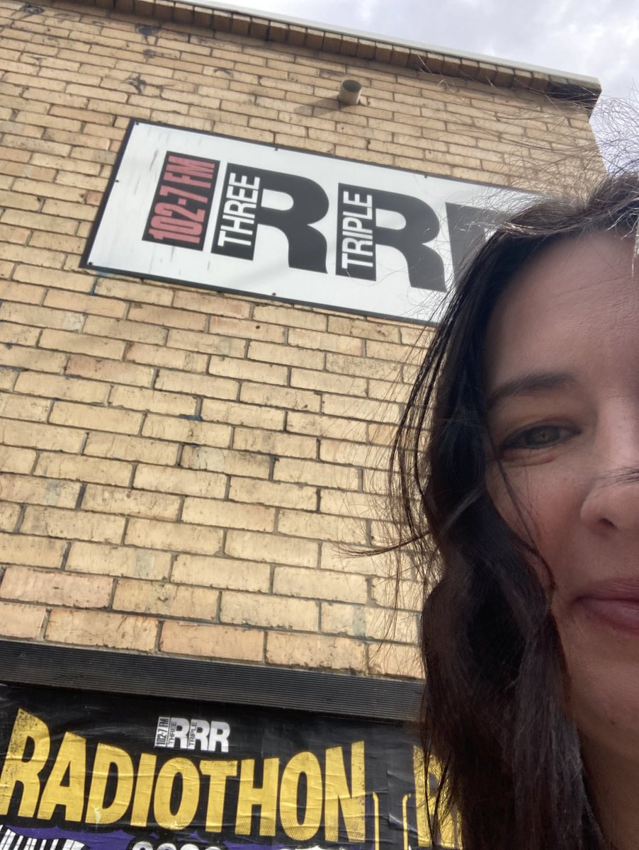 DataStace's tweet image. Just about to get #underthegroove with my ⁦⁦@einstein_agogo⁩ buddies at ⁦@3RRRFM⁩. Listen in and subscribe!