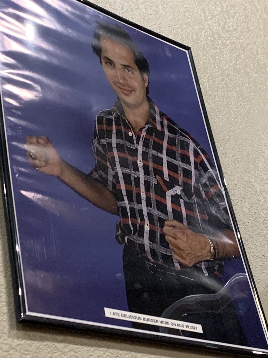 Mr_Netflixer's tweet photo. @realjonlovitz did you actually eat a delicious burger AUG 19 2021 at Parkside Public in Rogers, Arkansas? https://t.co/hmjD3ClT8i
