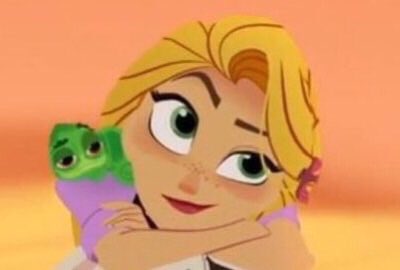 She's a free spirited adventurous woman who will do anything to protect her kingdom whether its a friend or foe while still believing in 2nd chances in others. Happy World Princess Week to my favorite & best Disney Princess Ever, #Rapunzel.

#WorldPrincessWeek #tangledtheseries