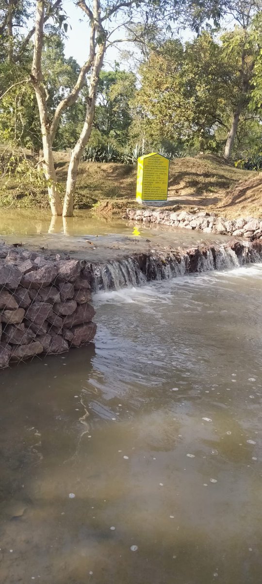 ग्रामीणों को मिला नरवा से भरपूर पानी, फसलों के साथ बाड़ी में कर रहे पानी का उपयोग
एनजीजीबी नरवा प्रोजेक्ट के तहत जांजगीर चाम्पा के  ग्राम पंचायत पीथमपुर जनपद नवागढ़ में धविहा नाला में गेबीयन स्ट्रक्चर बनाया गया। 
<a href="/ChhattisgarhCMO/">CMO Chhattisgarh</a> 
<a href="/SinhaTaran/">Taran Prakash Sinha 🇮🇳</a> 
<a href="/Vijayen44763630/">Vijayendra Singh</a>