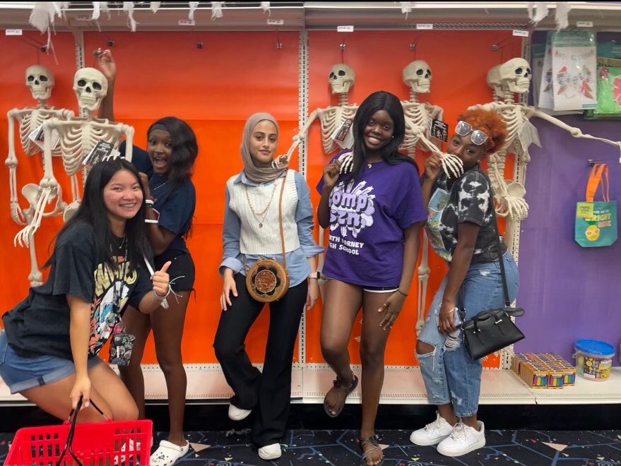 StucoNFHS's tweet photo. HOMECOMING is only 28 days away! Today we went shopping for the best decorations and fun activities for the week! WE CANT WAIT!!! #Excellence #Truenorth #hocoszn ππ€π¦
https://t.co/k3TdzsSJlz