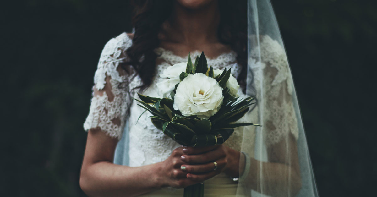 forthisevent's tweet image. Preowned wedding dress prices depend on brand, quality, and retail value. A dress that is previously altered will lower the dress retail value. #forthisevent #preownedweddingdresses