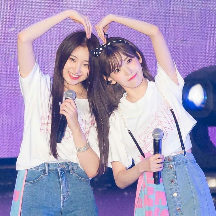 hourly izone (@izhourly) on Twitter photo 