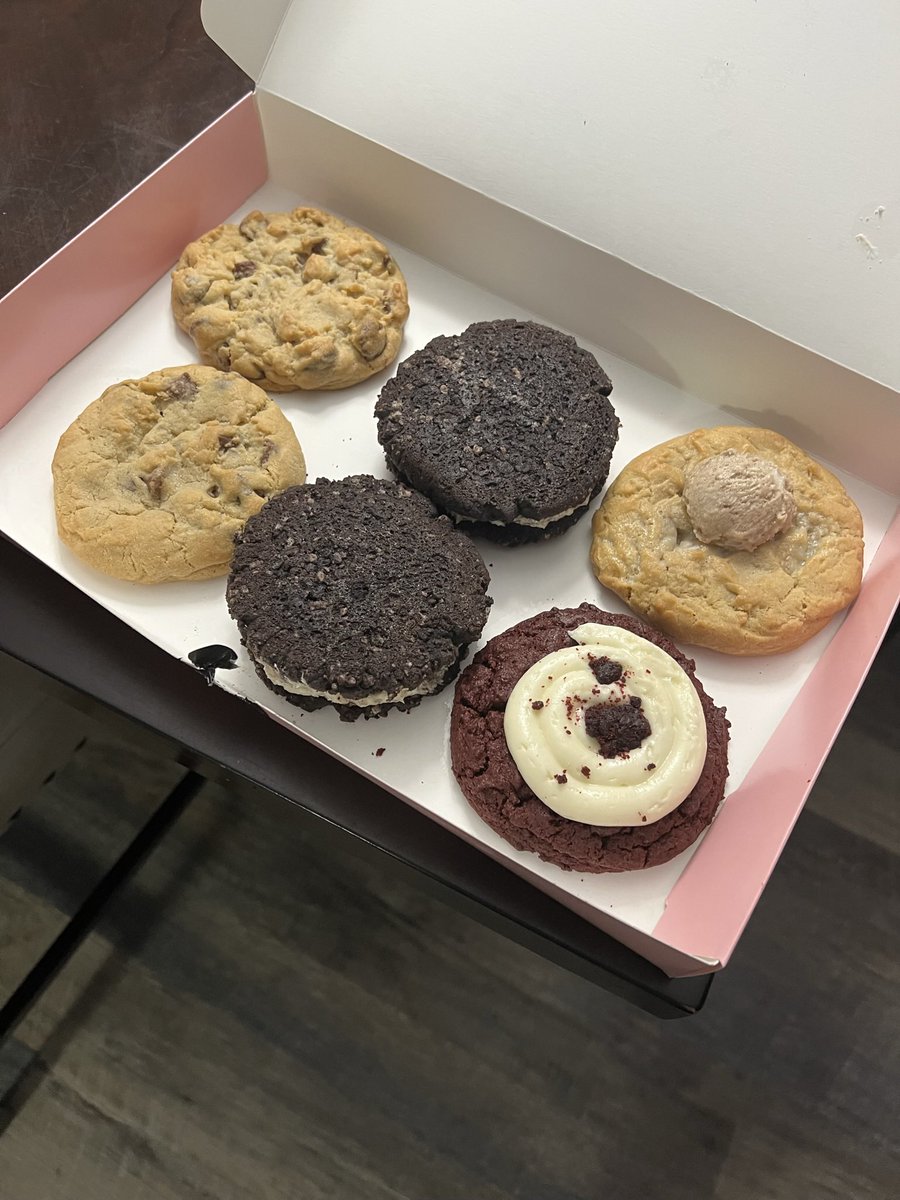 PattyIce tweet media