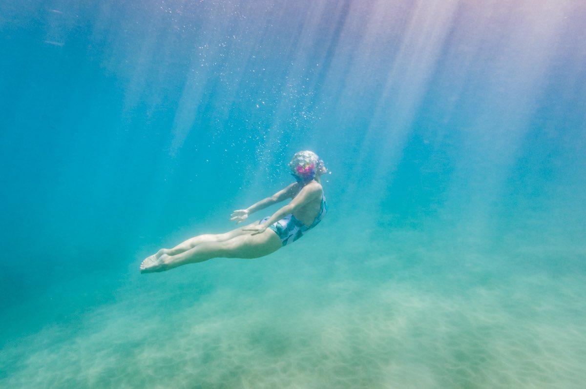 seaalchemyart's tweet photo. Some photos I took in the ocean 🌊 Happy weekend! 💙💦 https://t.co/WZ1HZfQgxu
