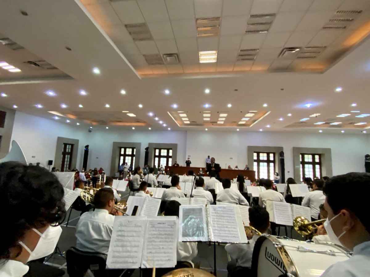 omarfayad's tweet photo. Hoy pudimos deleitarnos con las presentaciones de los Niños Cantores de Hidalgo, La Banda Sinfónica Infantil y Juvenil del Centro de las Artes de Hidalgo, el Trío de Música Tradicional Huasteca del Centro de las Artes de Hidalgo, y Organa Jazz Ensamble en el @CC_LosPinos. https://t.co/cVpBAejdz1