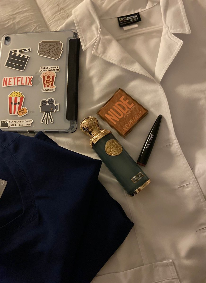 sovxco's tweet image. 2022.8.28 
بإسّمك اللهُم نَخوضُ دروبًا جديدة، ونُكمل بناء أحلامنا، متكلين عليك آملين ألّا نتعثر 👩🏻‍⚕️🤍.