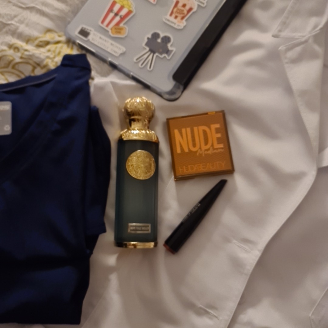 sovxco's tweet image. 2022.8.28 
بإسّمك اللهُم نَخوضُ دروبًا جديدة، ونُكمل بناء أحلامنا، متكلين عليك آملين ألّا نتعثر 👩🏻‍⚕️🤍.