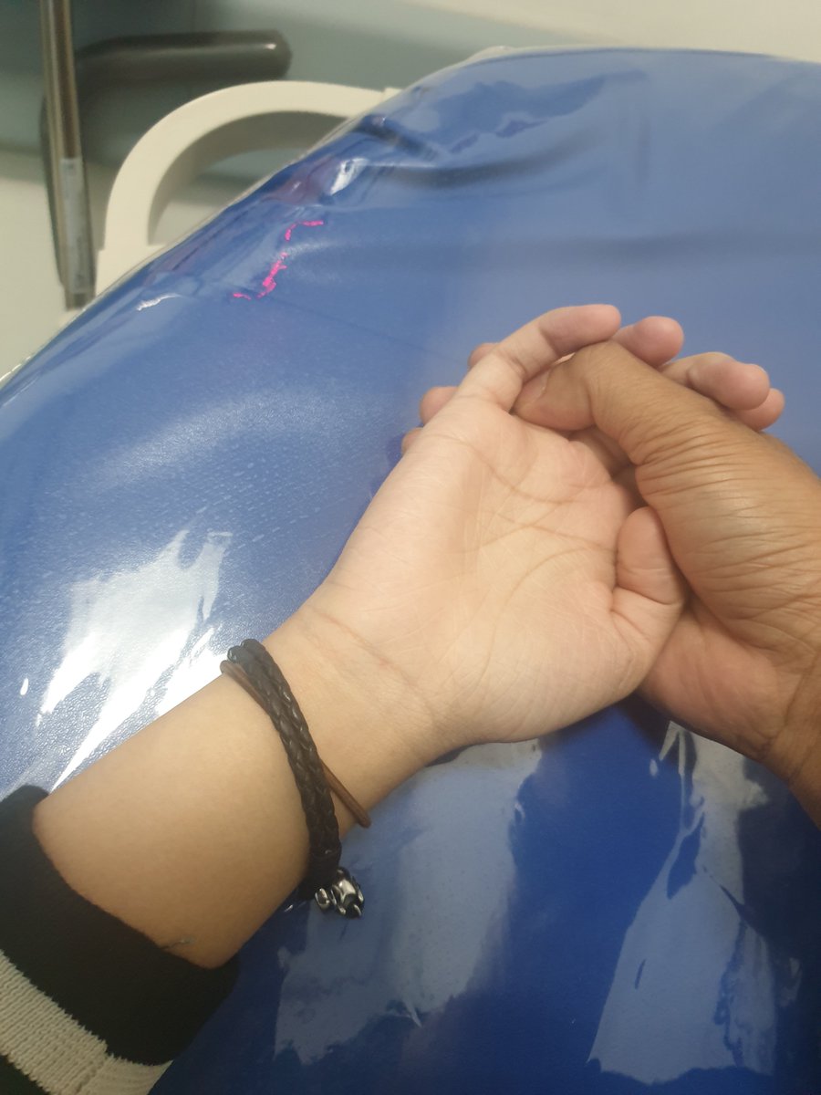 AndyPantjoro's tweet image. Kembaran papa harus kuat yah......❤❤❤❤