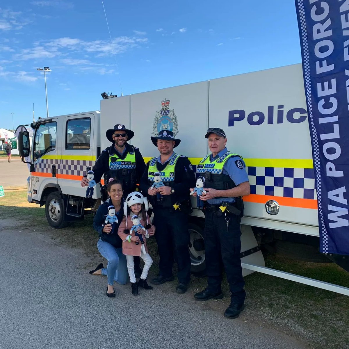 ConstableCare's tweet photo. Constable Care had a great time at the 2022 @DowerinFieldDay last week! What a pleasure it was to meet so many new people - and so many lovers of stickers 🤩
#DowerinFieldDays2022 #Dowerin #GWN7 https://t.co/I51GaarNCG