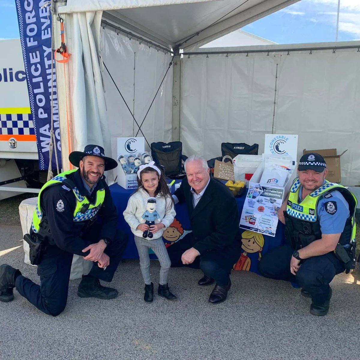 ConstableCare's tweet photo. Constable Care had a great time at the 2022 @DowerinFieldDay last week! What a pleasure it was to meet so many new people - and so many lovers of stickers 🤩
#DowerinFieldDays2022 #Dowerin #GWN7 https://t.co/I51GaarNCG