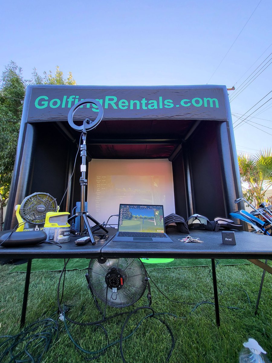 GolfingRentals's tweet photo. Golf party powered by https://t.co/90bGWOgpIs #PartyWithVMAs  #foryou #foryoupage #fyp #golftok #fypシ https://t.co/Fw2v4ztUmO
