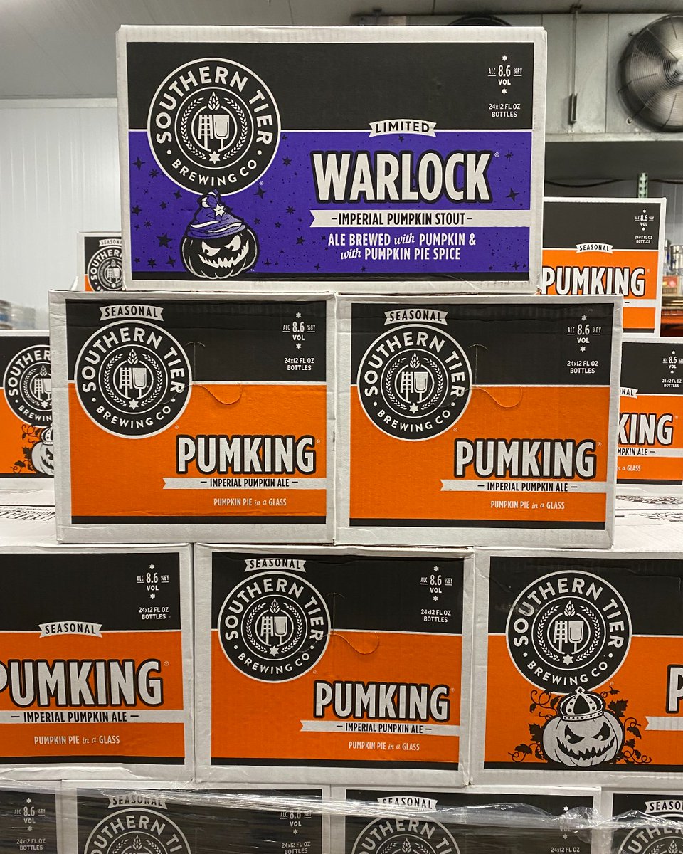 stbcbeer's tweet photo. A Saturday drop of Pumking and his partner and crime, what could be better?
#ruleon #bringtheflavor #pumking #warlock #stbcbeer https://t.co/phTfvf7FzG