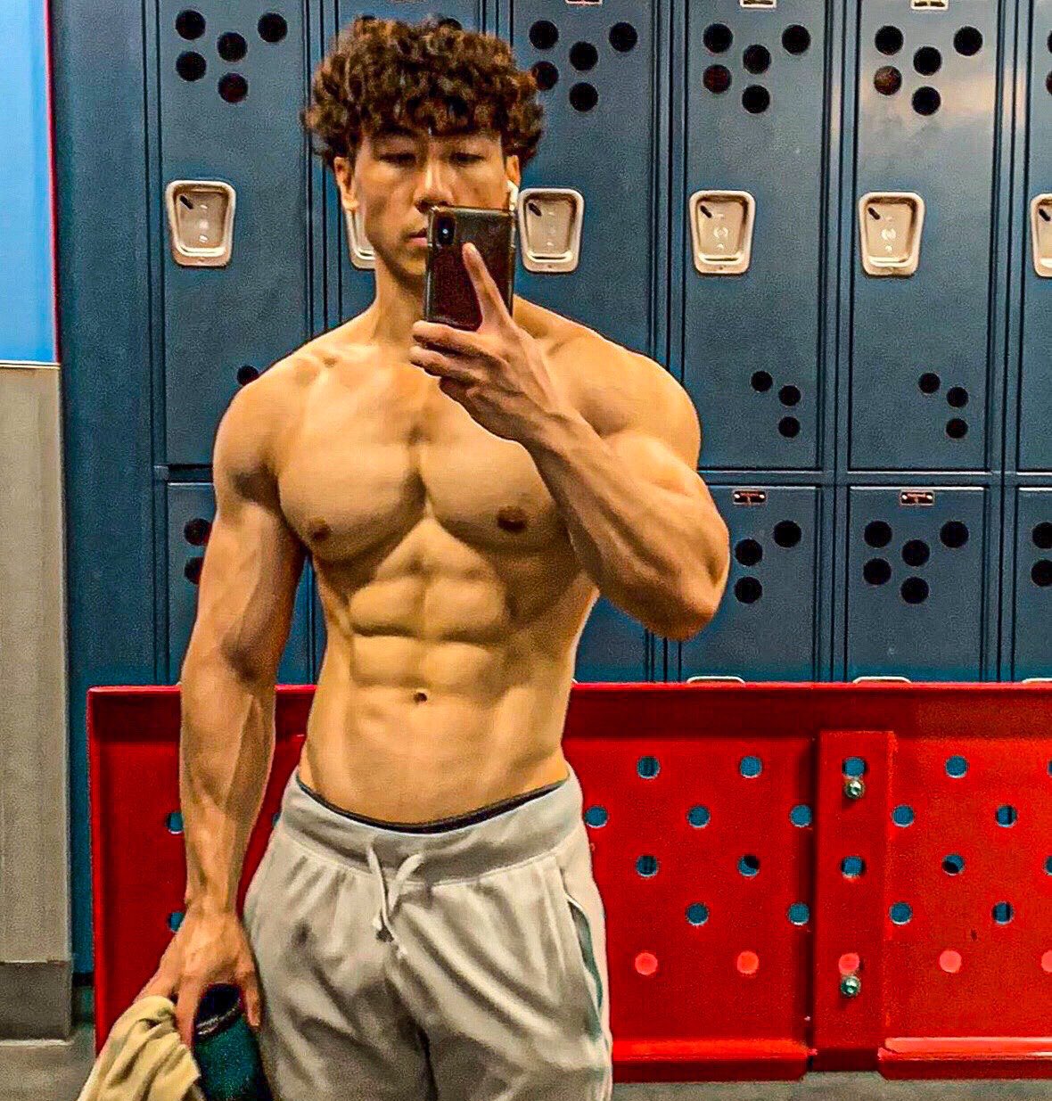 Samanthasmom on Twitter: "@jjdile_j A Flip..Str8en..A Crop..Texture..U