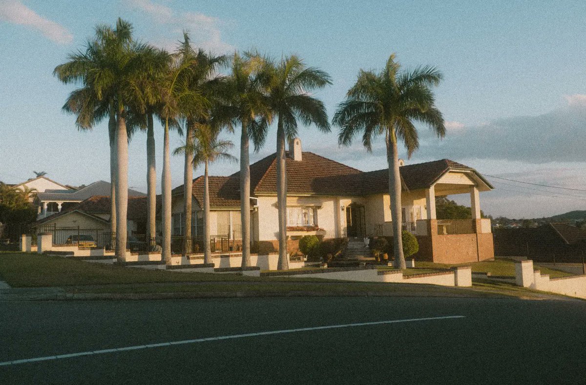 fujixtomb's tweet photo. Suburban Dreamscape.
Shot on Fujifilm XE4 ๐ท
.
.
.
.
.
#photographer #photography #lightroomedits #streetphotographer #streetphotography #fujifeed #fujifilm #fujishooter #fujifilmxe4 #fujixtomb #abandonedplaces #faizalwestcott #Ivanchow #opticalwander https://t.co/Ux5wpaOs0e