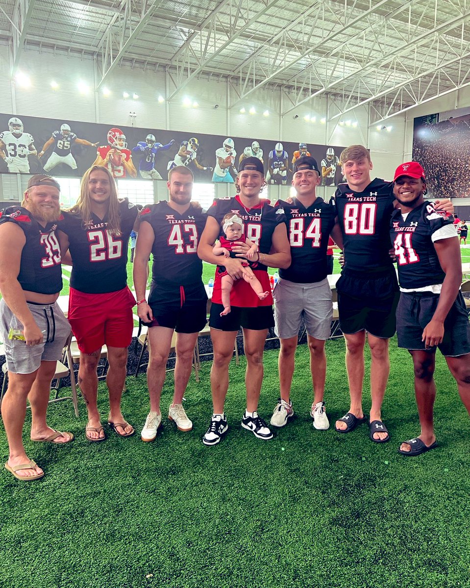 Olivia Cochran 🌵 tweet media