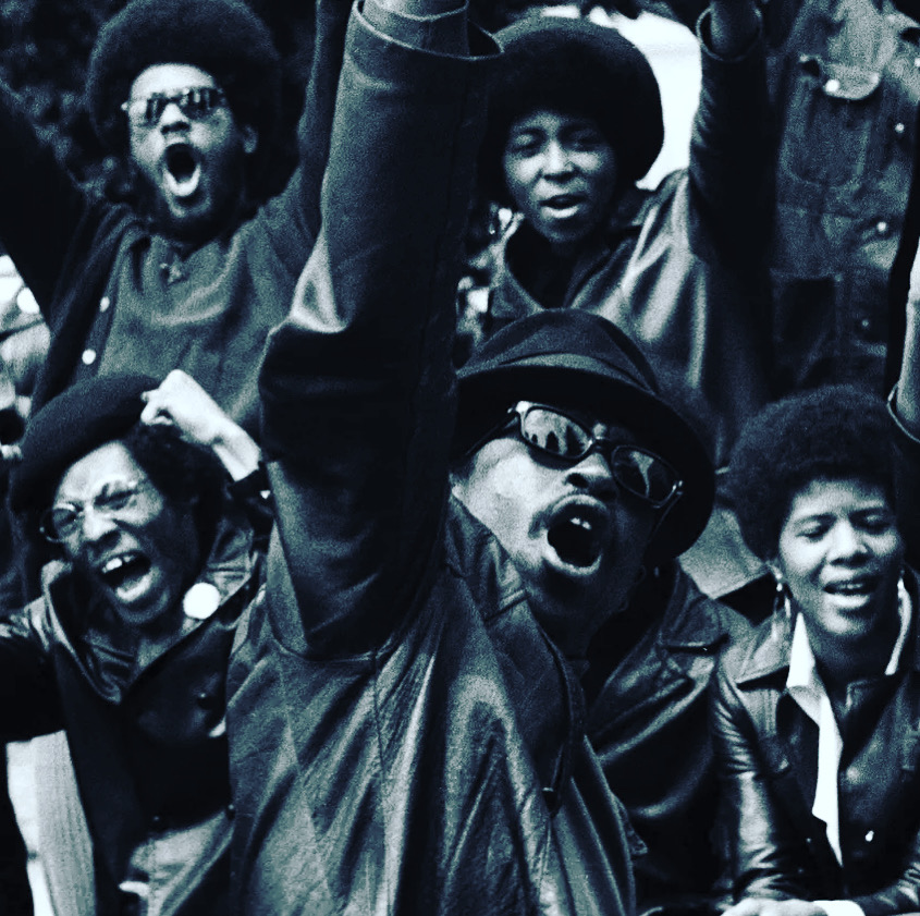 ¡AHORA AL AIRE!
MAKEBA 📢 Black Music

Escucha el episodio estreno con música de Curtis Mayfield, MC Solaar, Otis Redding, Kool &amp; The Gang y muchos más.

Por acá👉 novacontenidos.com 

98.9 San Martín de los Andes 
98.9 Villa La Angostura
90.7 Bariloche
101.3 Neuquén