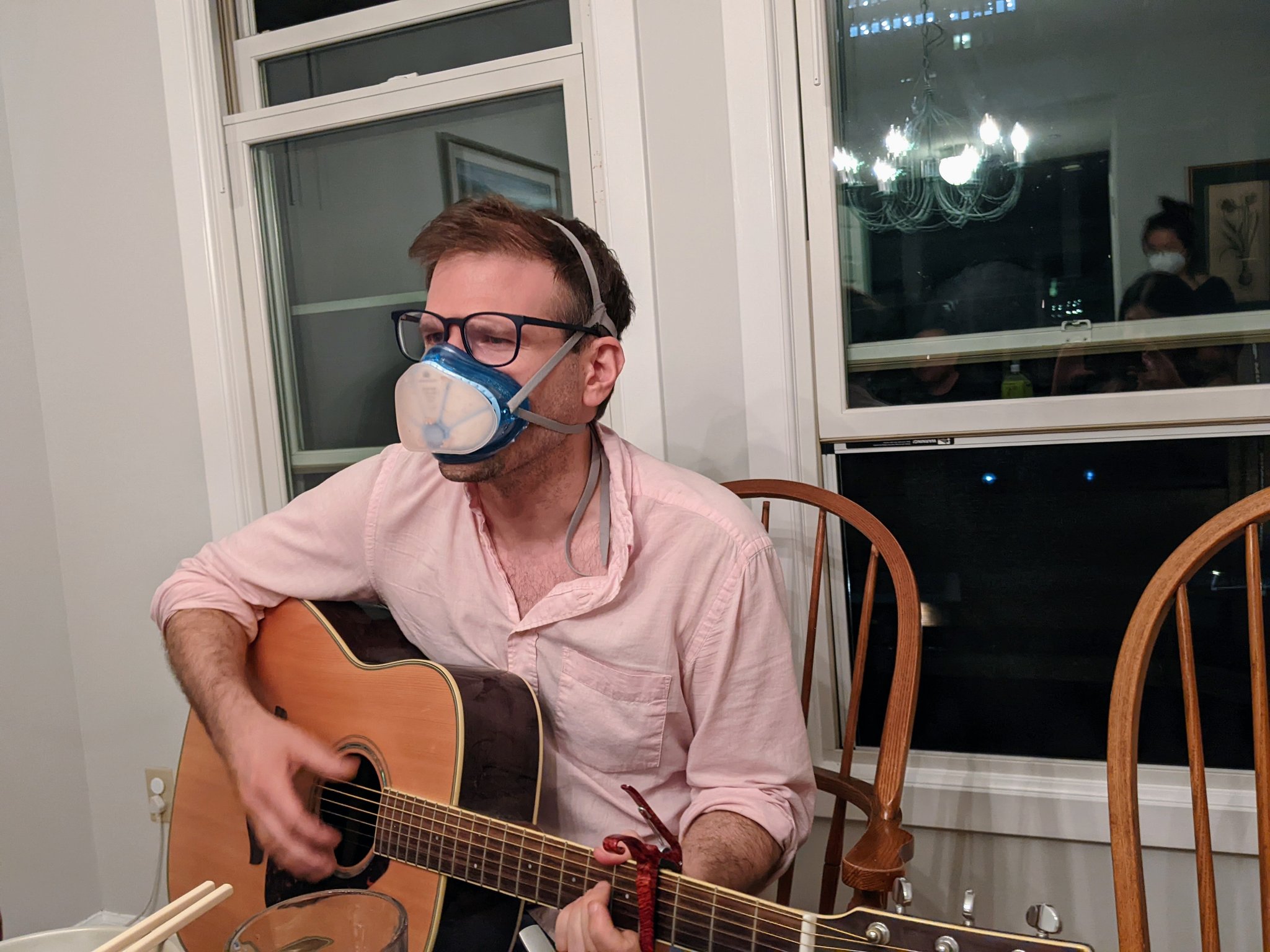 Yangyang Cheng On Twitter Dariuslongarino Has Broken Out The Guitar Https T Co Qpjkfipelh Yangyang Cheng On Twitter Dariuslongarino Has Broken Out The Guitar Https T Co Qpjkfipelh