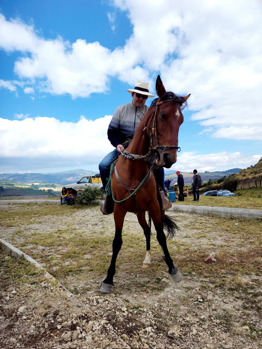 GeovanyCam's tweet photo. #Tradición y #Cultura #Carchi https://t.co/CwnVacM4e2