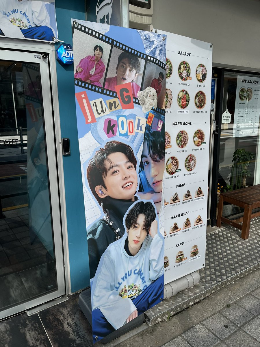 m2991seoul1's tweet image. #HYBE 裏のマリンコーヒーと茶品集。ジョングクセンイルカフェ@BTS_twt 
#ジョングク #韓国army #イルアミ