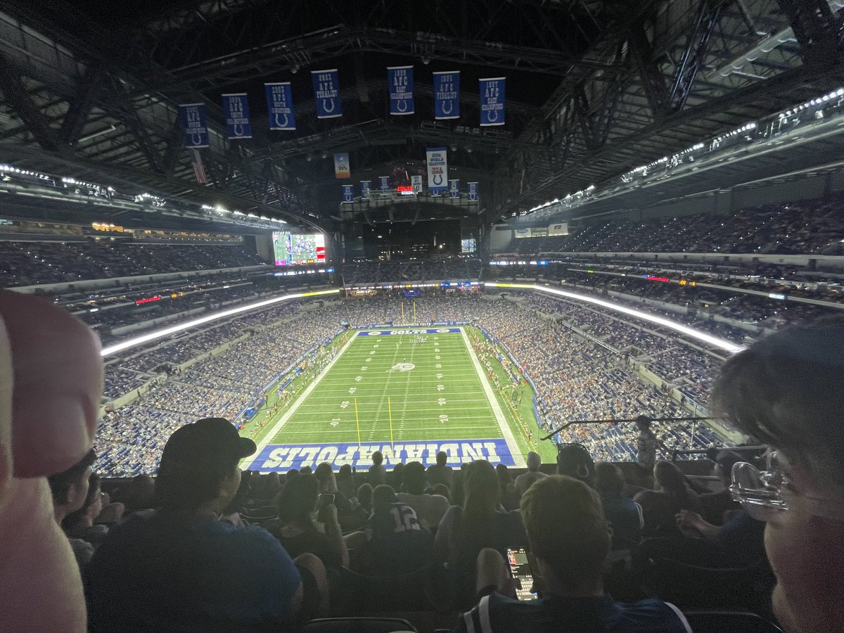 HHSCSupt's tweet photo. Just sitting way up here in Section 626 watching a kid from Cicero and ⁦@hhhshuskies⁩ Alum chase his dream of being an NFL player. Hey ⁦@Colts⁩ , #55 looks like a keeper to me. #WeAreHuskies https://t.co/Oo2pF3io18