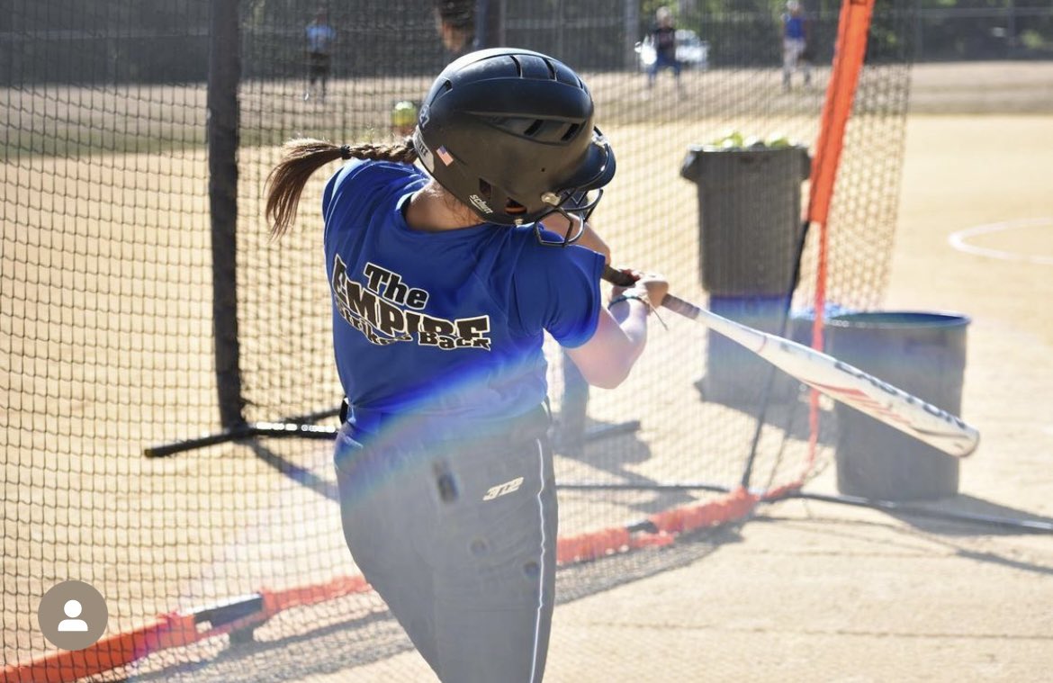 HotleKat's tweet photo. Great first practice today with @EStateHuskies!! Looking forward to a great season with @state_16u! @CoachJoeHuskies @Johnknopf10 @Los_Stuff @IHartFastpitch @ImpactRetweets https://t.co/M230Kzsfda