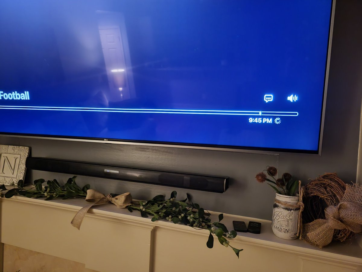 revsean68's tweet photo. This is how you "watch" @Ask_Spectrum You sit and look at the black screen until the timer stops spinning. Or keep closing the #spectrumapp over & over again. #FIXYOURPROBLEM #worsttvexperienceever #NOTstreamingspectrum https://t.co/R7dioFch30
