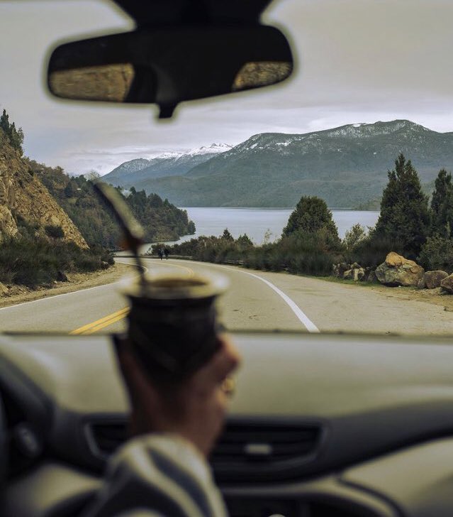 con ganas de ruta, mate y viajes.