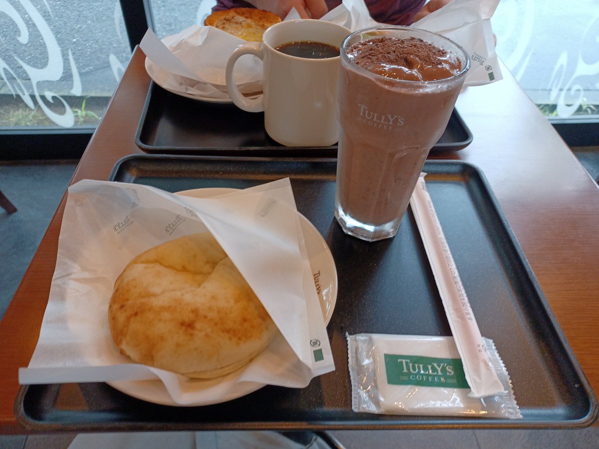 yousan_world's tweet photo. 久々にタリーズで贅沢…ホッと一息つきますか！ https://t.co/QOpXVZSYv5