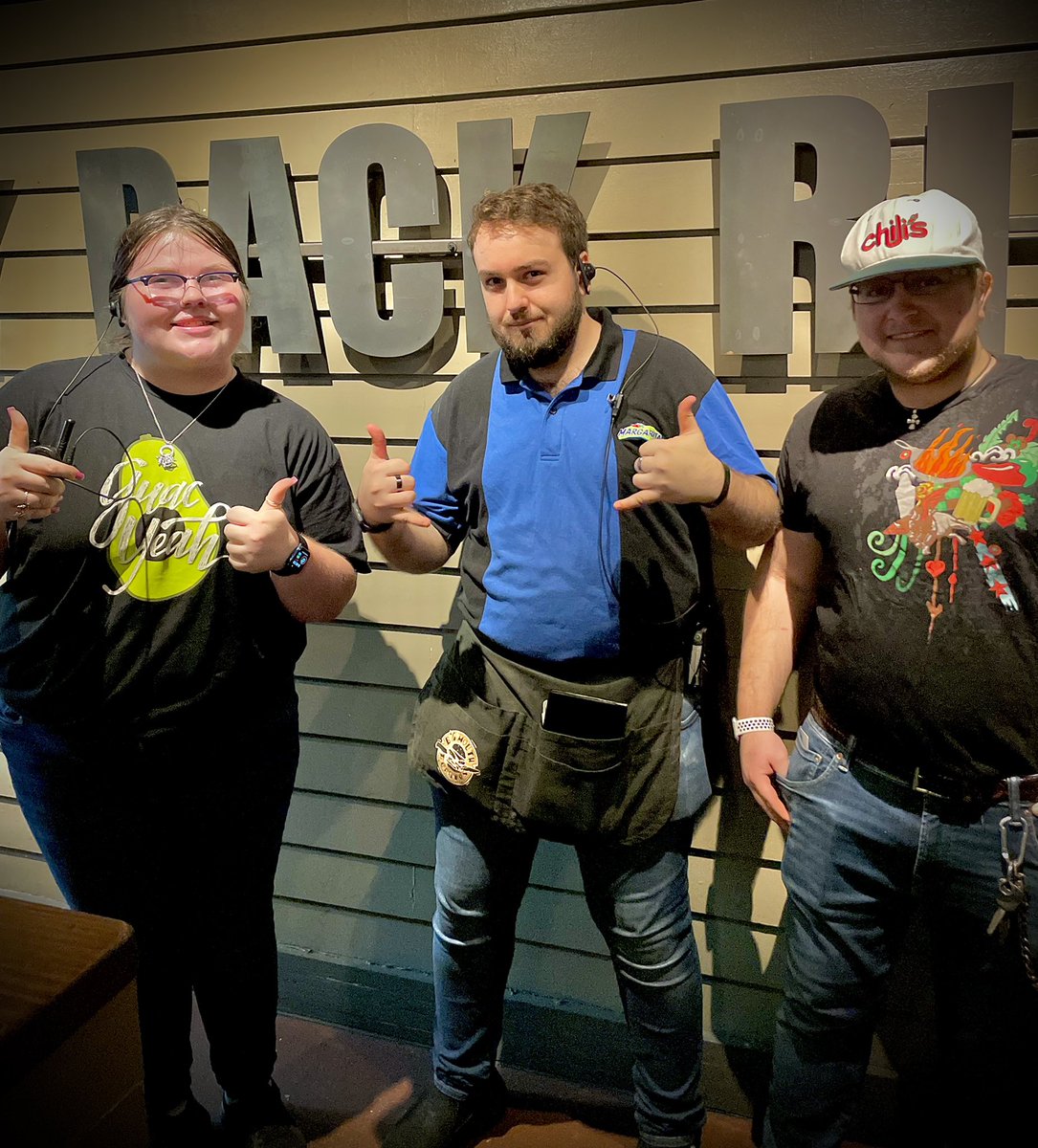 Best throwbacks I’m the brand! Love this part of Team Wylie TX 991! <a href="/aggilkey4/">Abrianna Gilkey</a> <a href="/queenpalpal/">Lisa Willingham</a> @mk00625 <a href="/colton_balch/">Colton Balch</a> <a href="/JBarraza6/">Julie Barraza</a> <a href="/Chilis/">Chili's Grill & Bar</a>