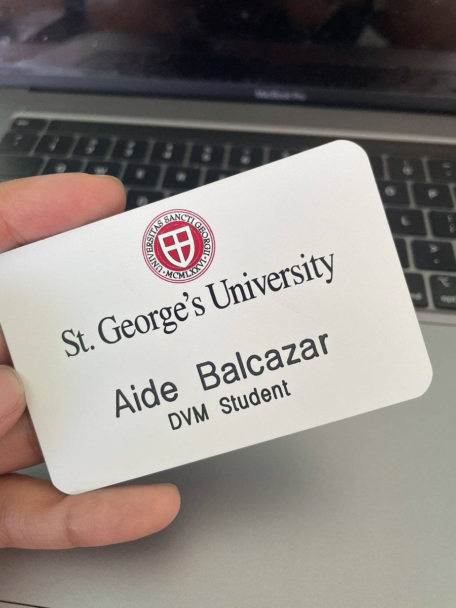 Power_N_Poise's tweet photo. It still feels like a dream. #vetstudent #Latina #SGU25 #DVM  #DraLoading https://t.co/9GNxAX07OY
