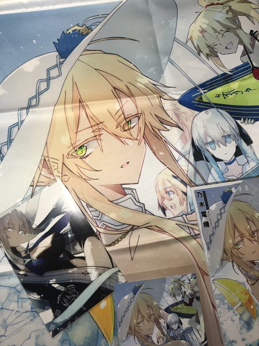 とらのあなさんからC100有償特典のB2タペストリーと無償特典のモルガンママブロマイドのサンプルを頂戴しましたありがたき…!✨🙏🙇‍♂️ C100新刊の獅子アグVSモルガンママ&妖精騎士本は、書店さんにて委託中です🧚🧚‍♀️ 