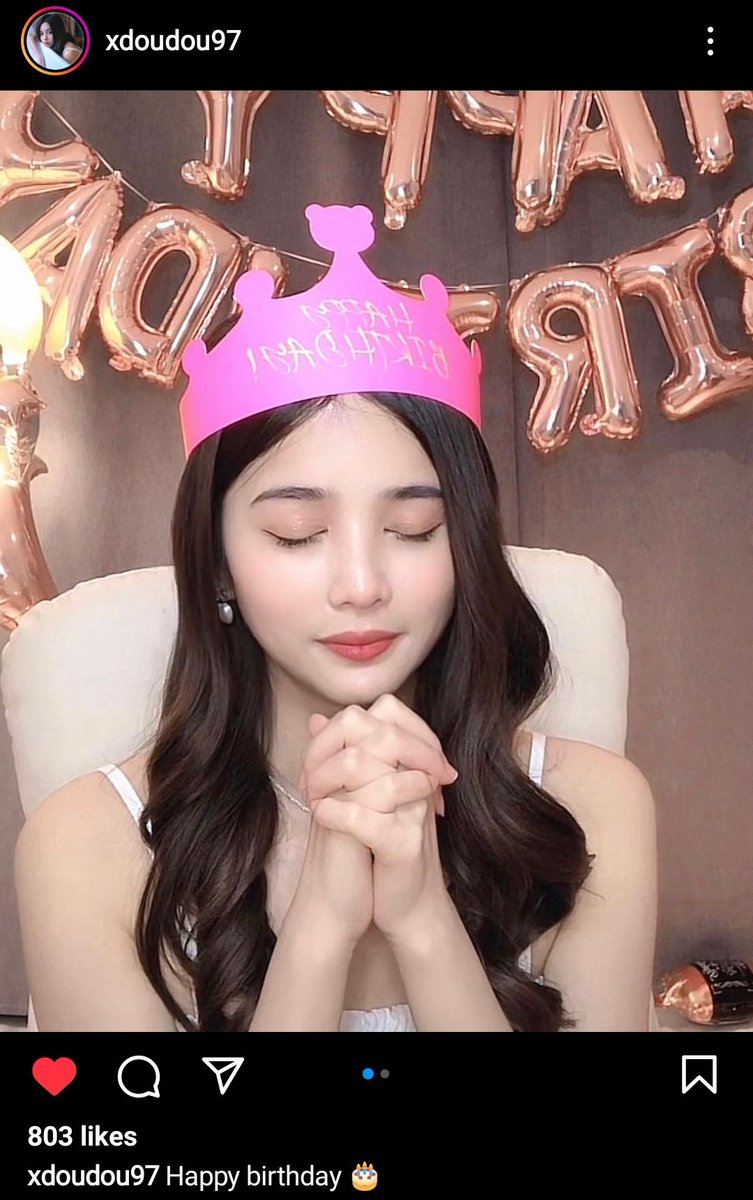 WENZHE_TH's tweet photo. 💫 IG : xdoudou97's Update 🖤
caption : Happy birthday 🎂
#เหวินเจ๋อ #WENZHE #ShirleyWen #文哲 https://t.co/sTJWMYakF2