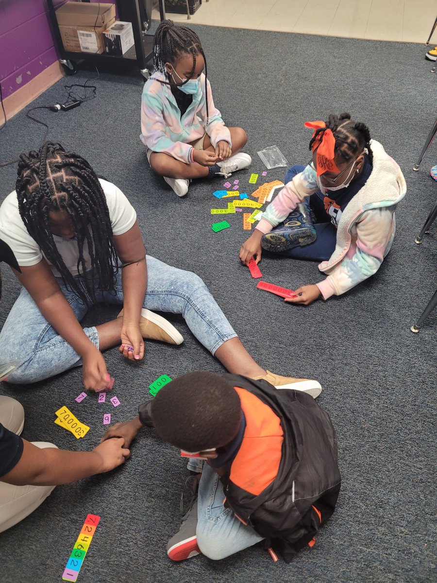 SophiaPKingston's tweet photo. Check out our PAWsome 4th and 5th grade scholars using place value manipulatives while learning how to order and compare numbers. #TeamSelmaConnected #TeamSPK #higherseasahead https://t.co/aCq4Anlegs