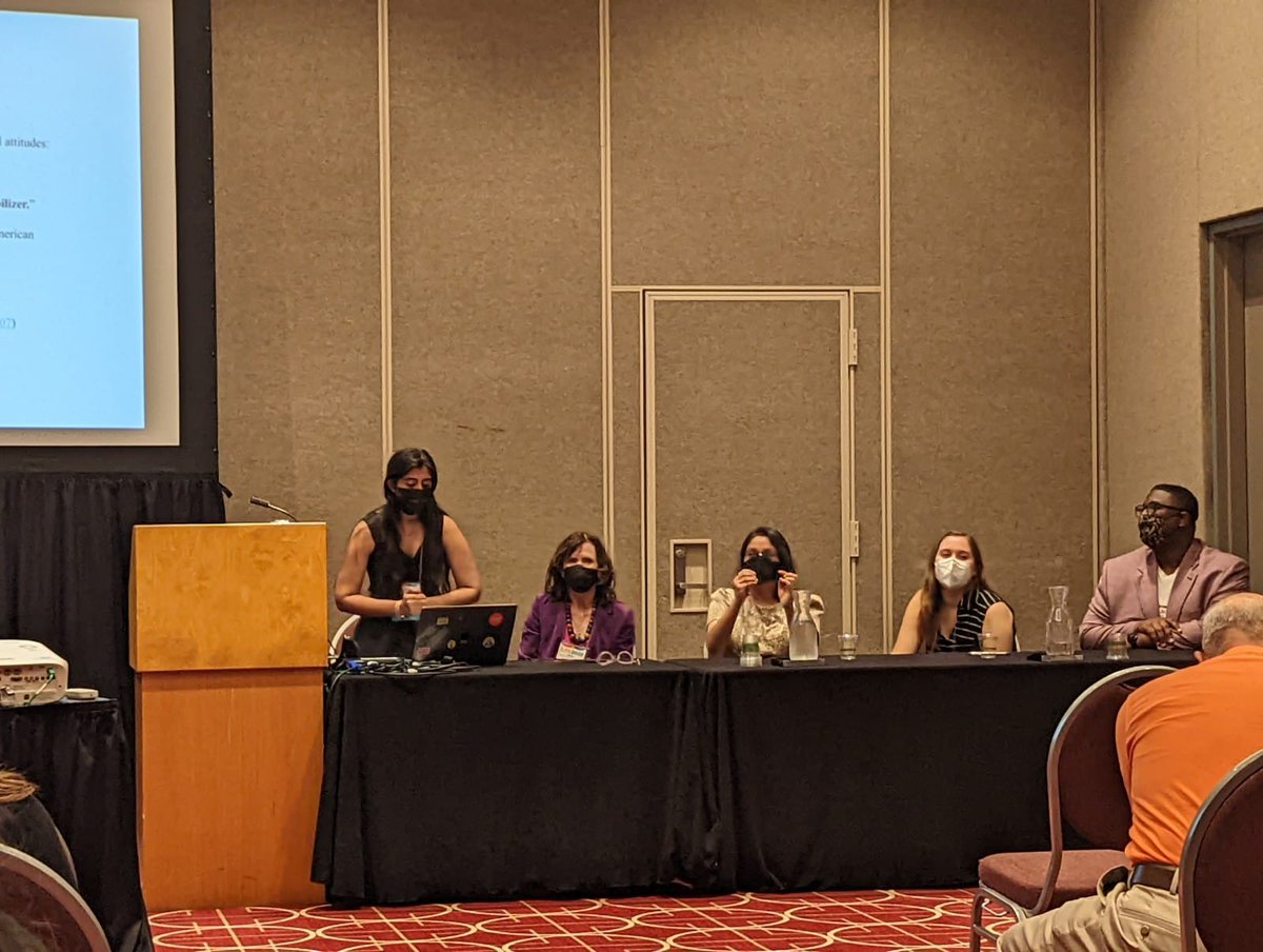 Kukiinsights's tweet image. Announcement, Twitter fam! I recently attended the @APA Convention in Minneapolis with full funding and presented on “Ethical Peace Journalism in the Age of Social Media and Misinformation”. This was my first conference presentation ✨🌸
#apa2022