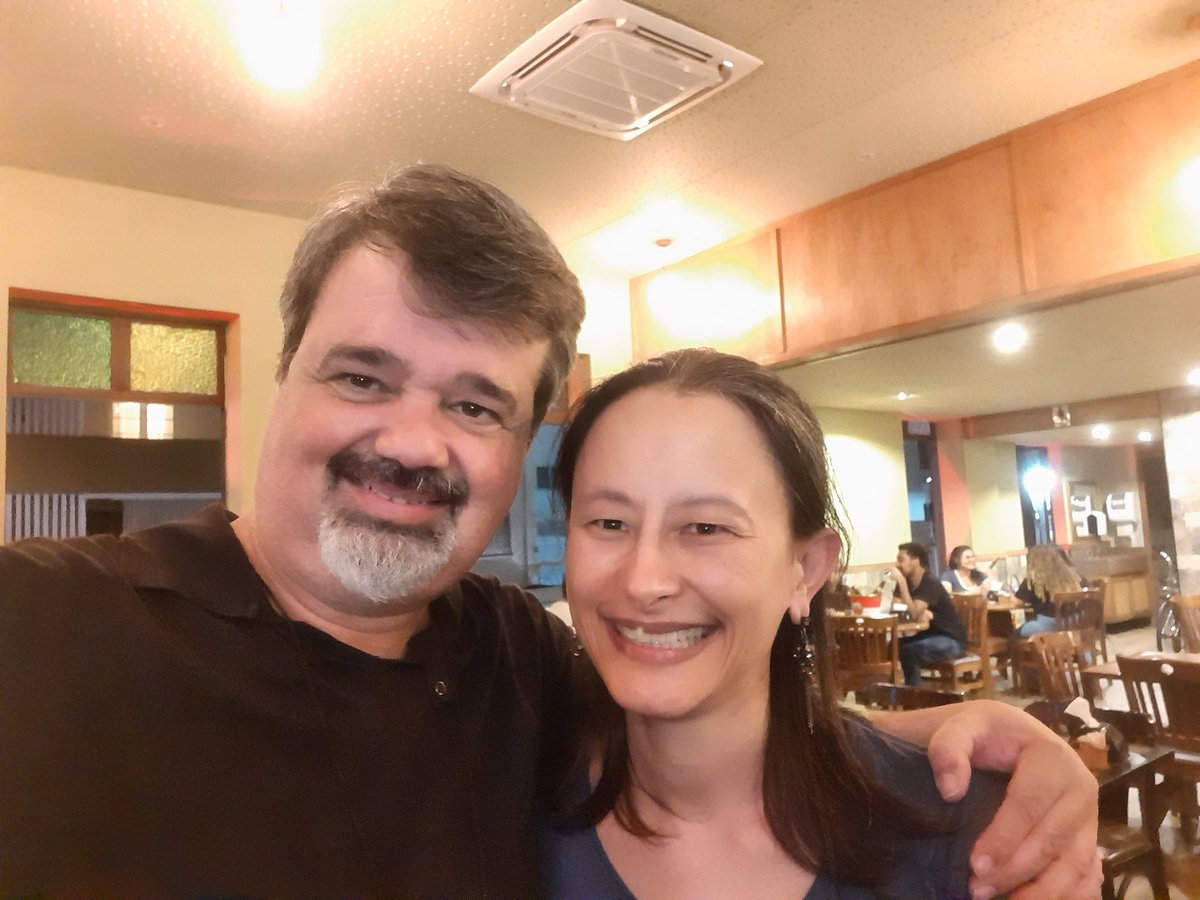 papodecobra's tweet photo. Essa menina é Chow !!!
Que bom que deu pra vc passar lá pra gente se encontrar nesse #destilando real, @clauchow !!! #EBDC https://t.co/R2HE3lOgBQ
