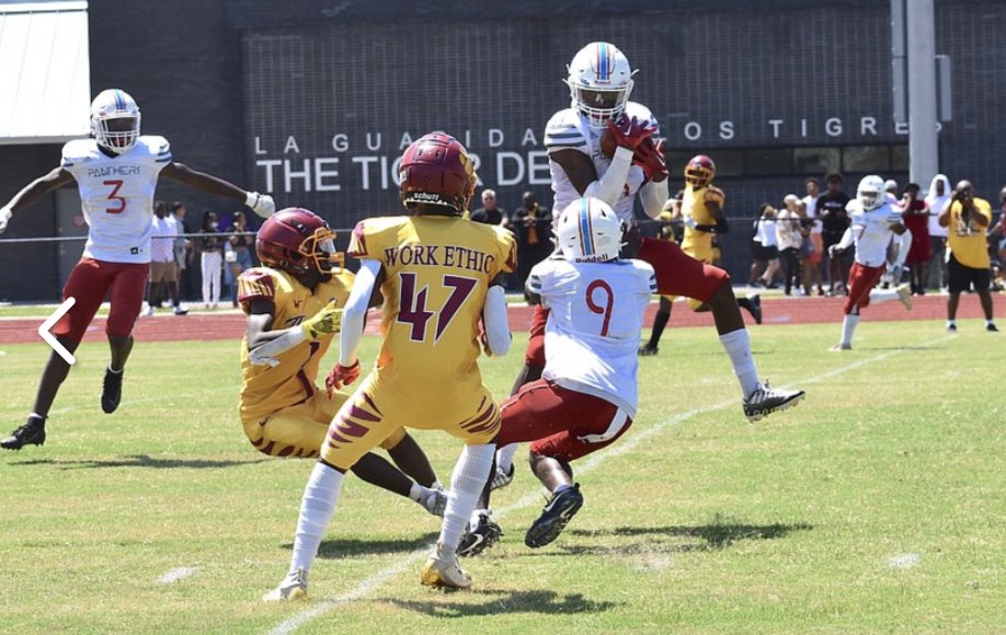 PMacCoon's tweet photo. Terrance Lee, Martels Carter Jr. help guide Brainerd to road win over Howard. STORY: https://t.co/bL2bF7Gl9Y https://t.co/57nwjTMf6e