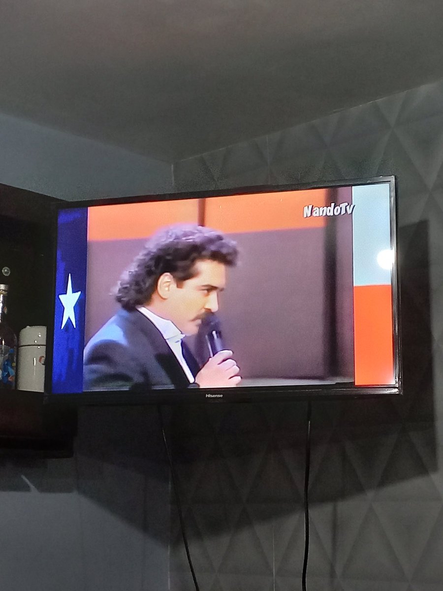 CesarGF01's tweet photo. Gracias por estas joyas @nandoreyes #PuroTexano #RamHerrera https://t.co/DwcEpIwt0P