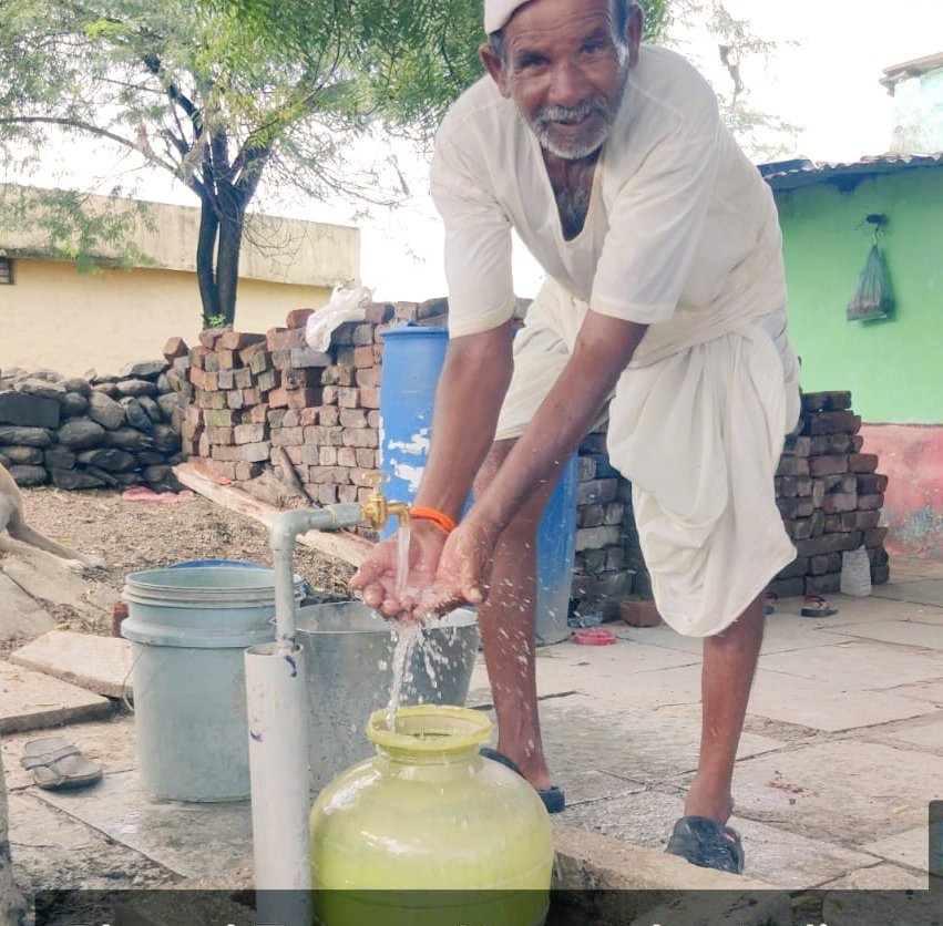 GPBhupalTegnoor's tweet photo. ಗ್ರಾ ಪಂ #ಭೂಪಾಲ_ತೆಗನೂರ ತಾಲೂಕು/ಜಿಲ್ಲೆ  ಕಲಬುರಗಿ.
ಮನೆ ಮನೆಗೆ ಗಂಗೆ ಕೆಲಸ ಪ್ರಗತಿಯಲ್ಲಿದೆ.
#JalJeevanMission #HarGharJal 
#JJM #HarGharJalUtsav 
@PMOIndia @CMofKarnataka @b_mattimadu @lkatheeq @readingkafka @shilpa_nag @MoRD_GOI @ZP_Kalaburagi @CEOZPKalaburagi @EKalaburagi @PD_ZPYadgir https://t.co/5a45LDCqEU