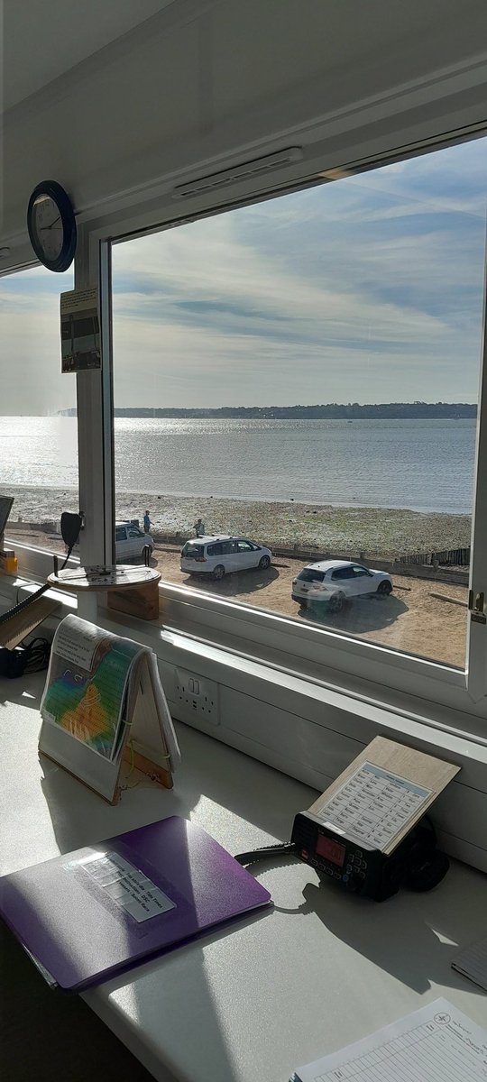 Phil_Hodgetts's tweet image. @Nat_Coastwatch Not bad day in the office at NCI Stonepoint