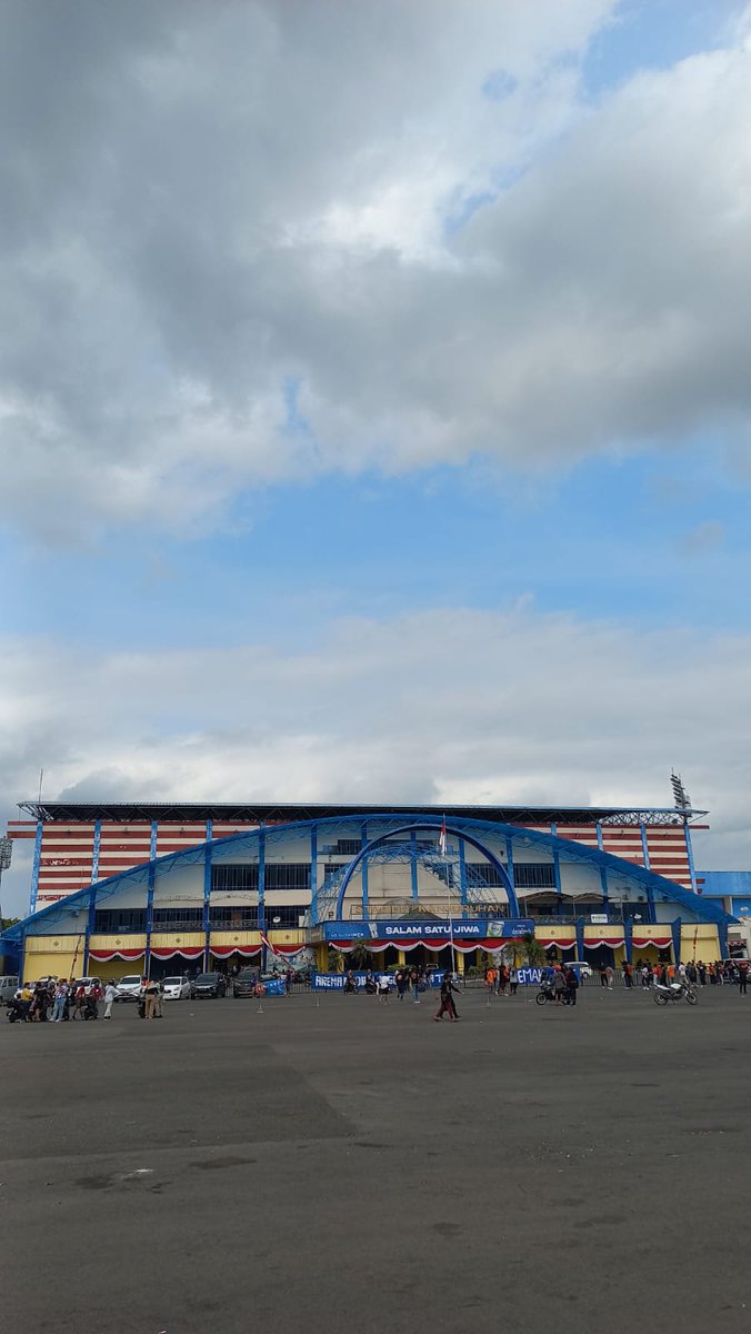 Posisi lur, umak sebelah ndi ?

#AremaDay