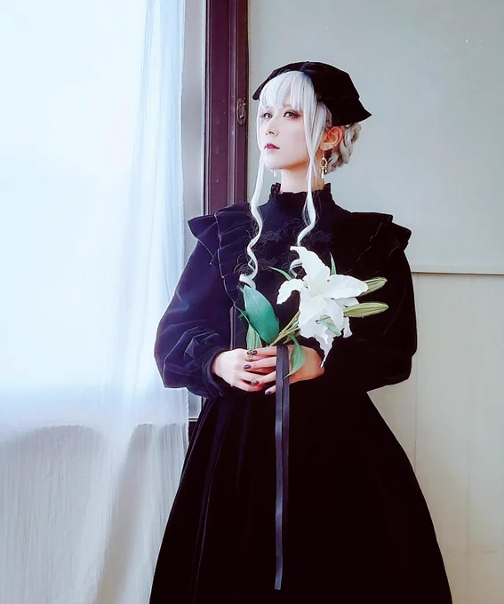 なんと尾州ロリィタ様×深澤翠様コラボのお洋服を着させていただきましたどれもとっても可愛かった…!こちらはベルベットのワンピース 