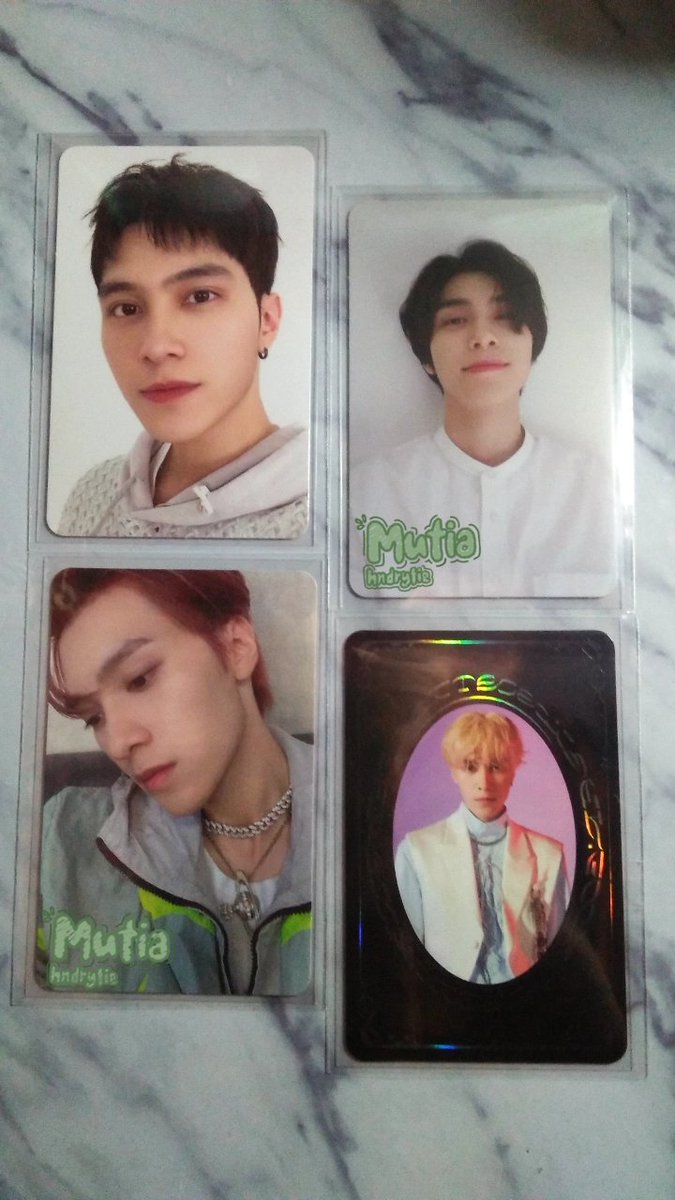 ⑅●♡⋆Today's mail⋆♡●⑅
[280822]

hendery jumatan bawa rombongan niee yee💗💗