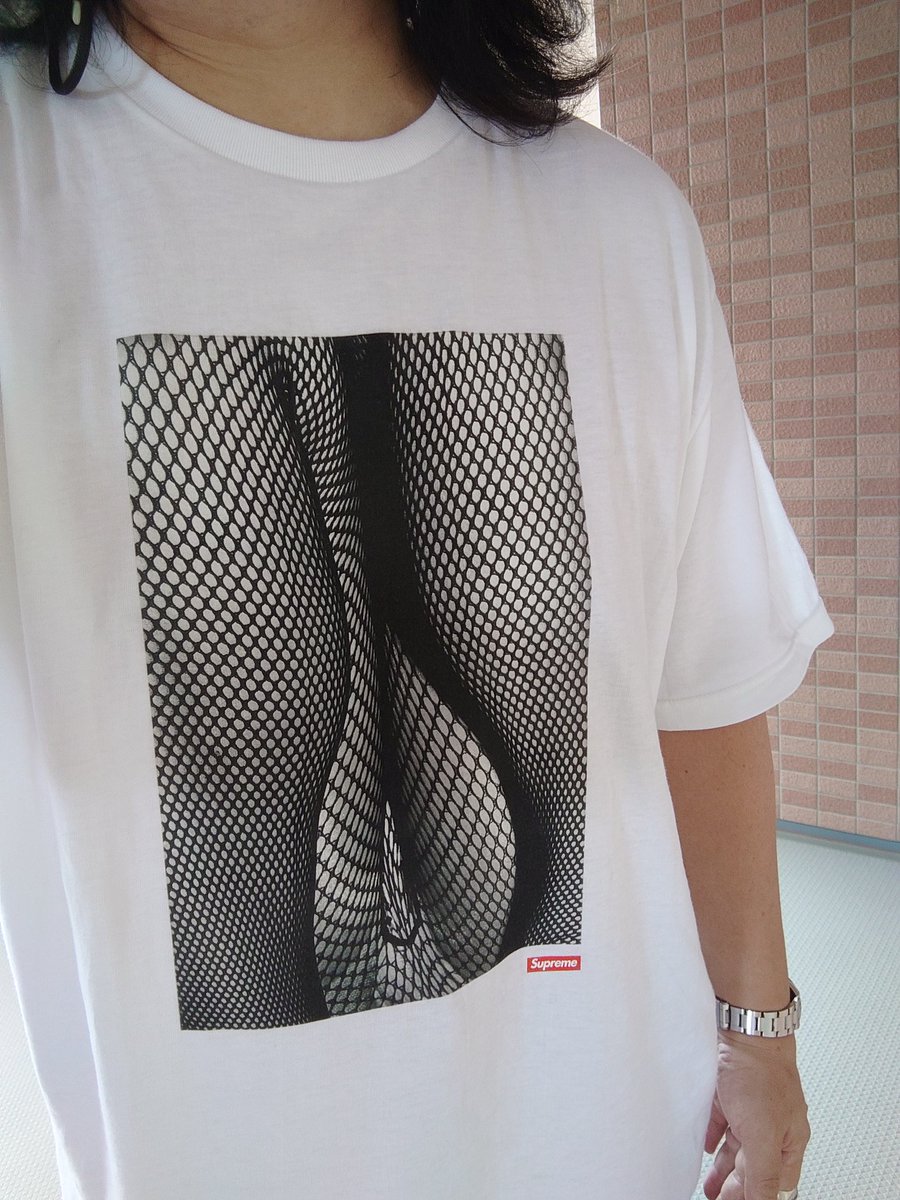 Mitsuya_Junichi's tweet photo. 気に入って色違いも購入した、Supreme 22SS Daido Moriyama T-Shirtで。
今日は涼しくて過ごしやすいな。
#Supreme
#森山大道
#シュプリーム
#MINEDENIM
#マインデニム
#野口強
#WACKOMARIA
#ワコマリア
#HEDISLIMANE
#エディスリマン
#HERMES
#エルメス
#collierdechien
#コリエドシアン https://t.co/EsSRTRBwM6