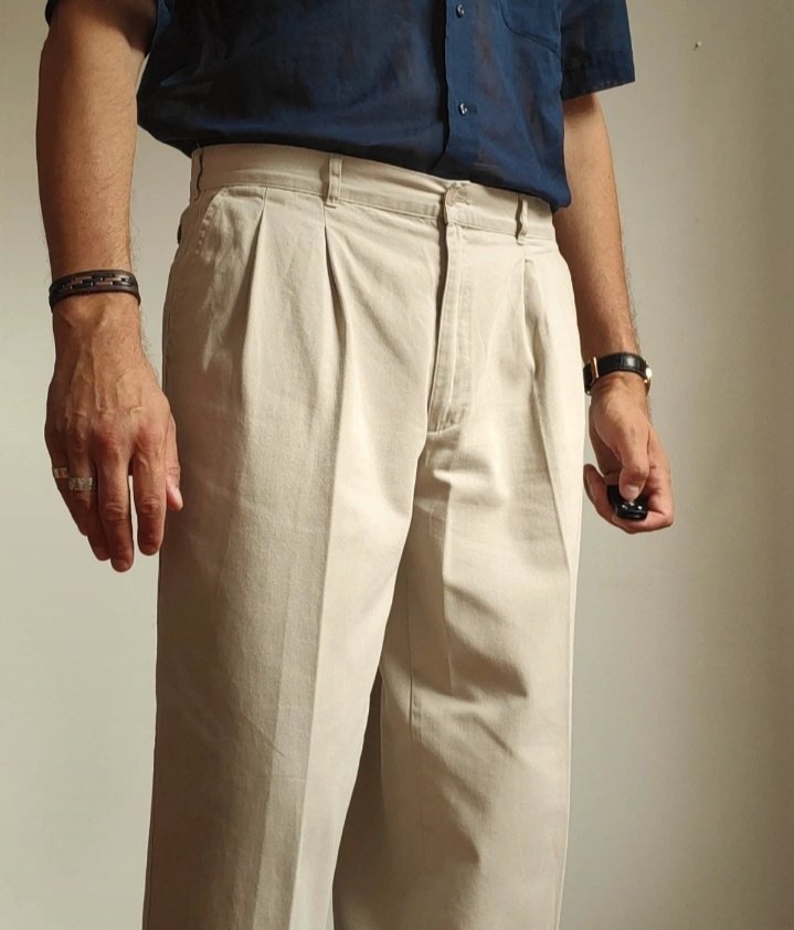LDenicheurs's tweet photo. #Taille46 - 26 €

Pantalon deux pinces en coton.

Taille : 46.5 cm 
Longueur totale : 98 cm

https://t.co/xQmgNA4qEG https://t.co/foB2aONaSB