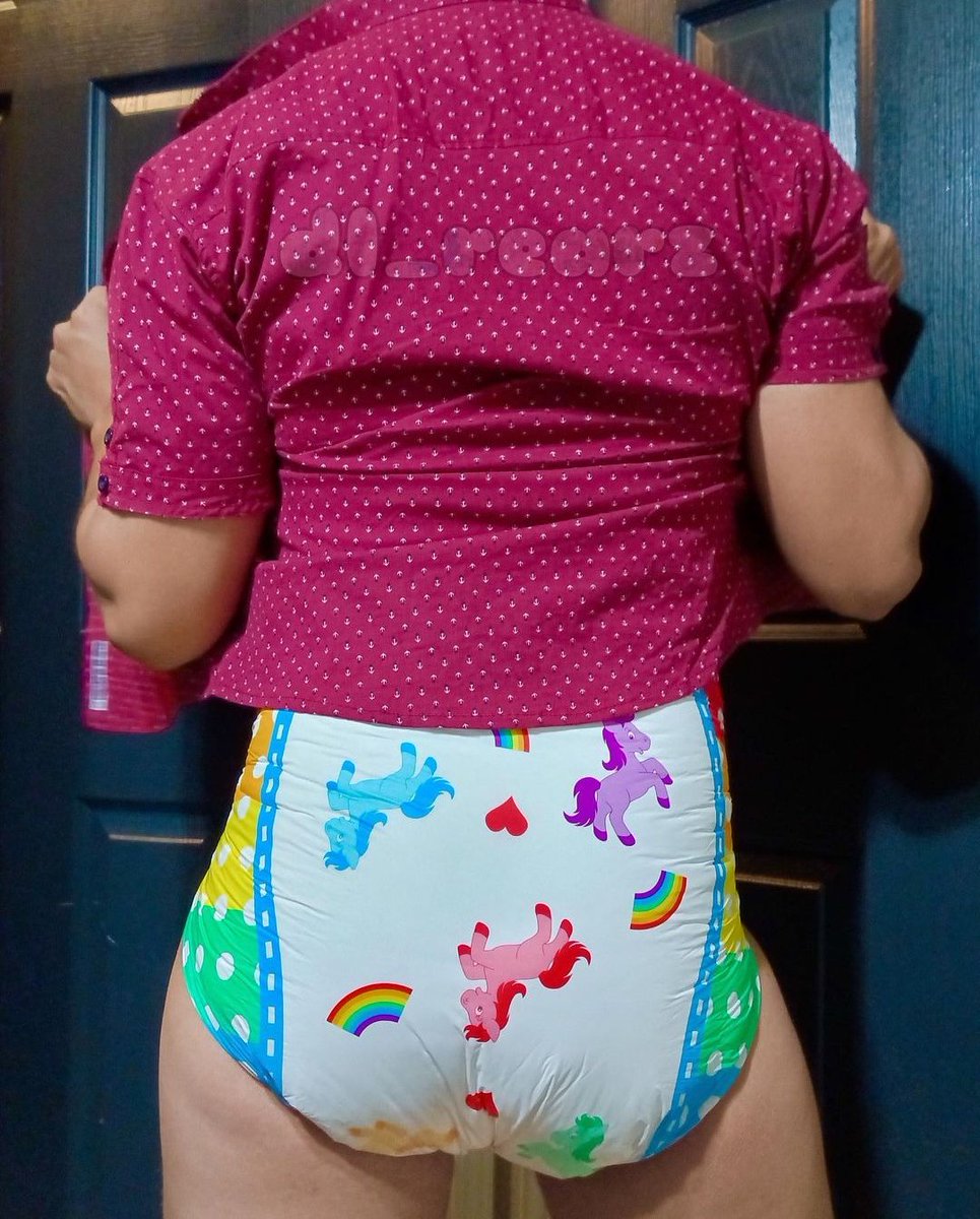 RearzDlx's tweet photo. This is how i feel on the weekends ๐ธ๐!!
.
@tykables #tykablepride #tykablesdiaper #abdl #abdlboy #abdlcommunity #diaperbutt #diaperboy #abdlcommunity #abdl #ageplaylifestyle #ageplay #thickdiapers #diaperday https://t.co/05h2ocMLqm
