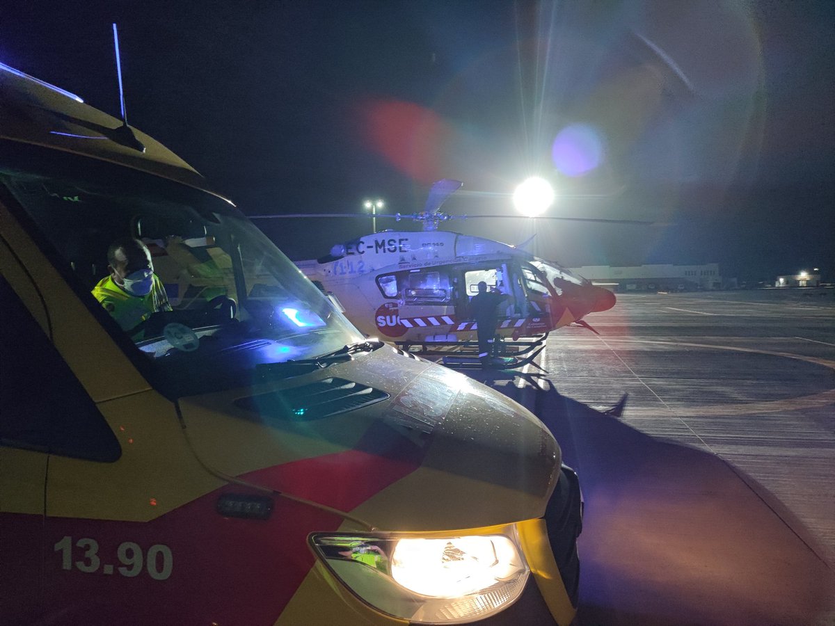 yonecaraballo's tweet photo. "Me imagino el día en el que Lanzarote cuente con una #basepermanente con helicóptero medicaoizado, donde ganemos tiempo, donde ganemos vida"
#islahogar #eltiempoesvida 🚁💚
@Nueva_Canarias @NC_Lanzarote https://t.co/n9z8LV9VDR