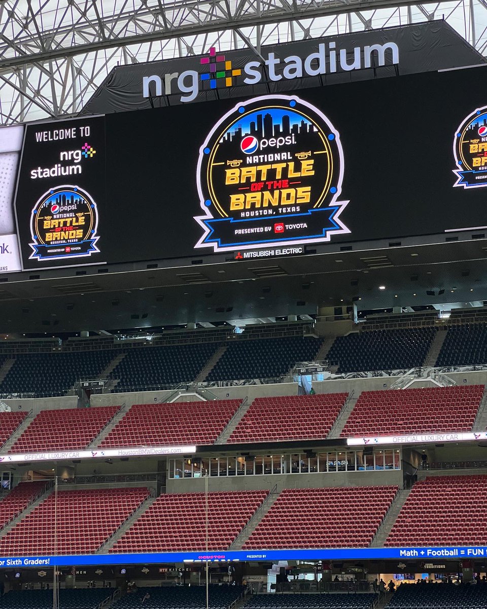 TiffTweets1014's tweet photo. We had an amazing time at The Battle of the Bands! The girl was thrilled to see HBCU bands. Can’t wait until next year! #Twins #TwinLife #TwinTeens #Classof2025 #ColorGuardMom https://t.co/L3nKTdtEn5