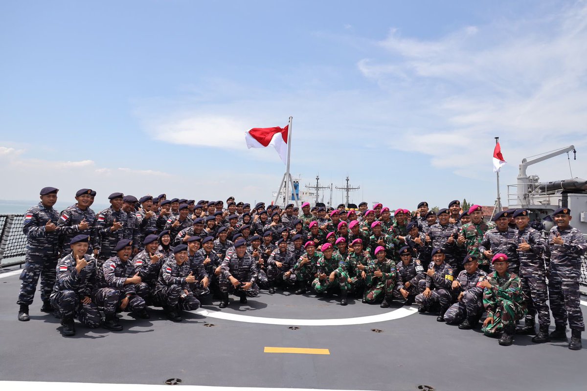 _TNIAL_'s tweet photo. TNI AL SAMBUT KEDATANGAN SATGAS LATMA RIMPAC DAN LATMA JOINT MINEX PANDU TAHUN 2022

https://t.co/lFoaq7o5eq

#rimpac #rimpactnial #marinir #marinirtnial #jalesvevajayamahe #koarmadaII #pangkoarmadaII #KSAL #KASAL #satgasrimpac #krisim https://t.co/Fhs564v7Iu