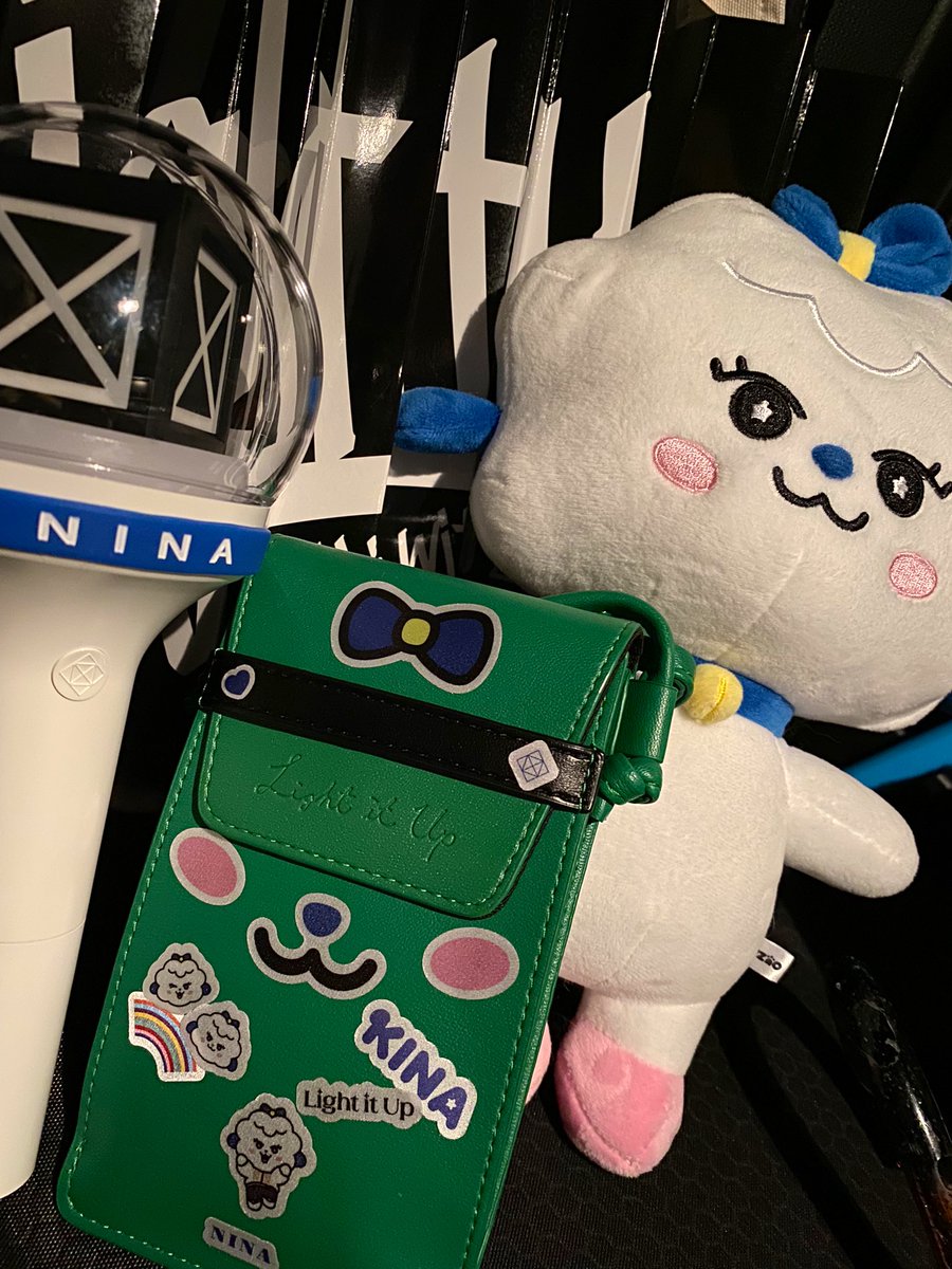 chipiari1's tweet photo. たった1日しか参加出来ないけど🥺27日ニナの日にニナのスタート地点仙台でやっと会えて幸せでした😭💙🫶
#NiziU #NiziU宮城 #NiziU_Ligit_it_Up 
#NINA https://t.co/inP3PJnrR9
